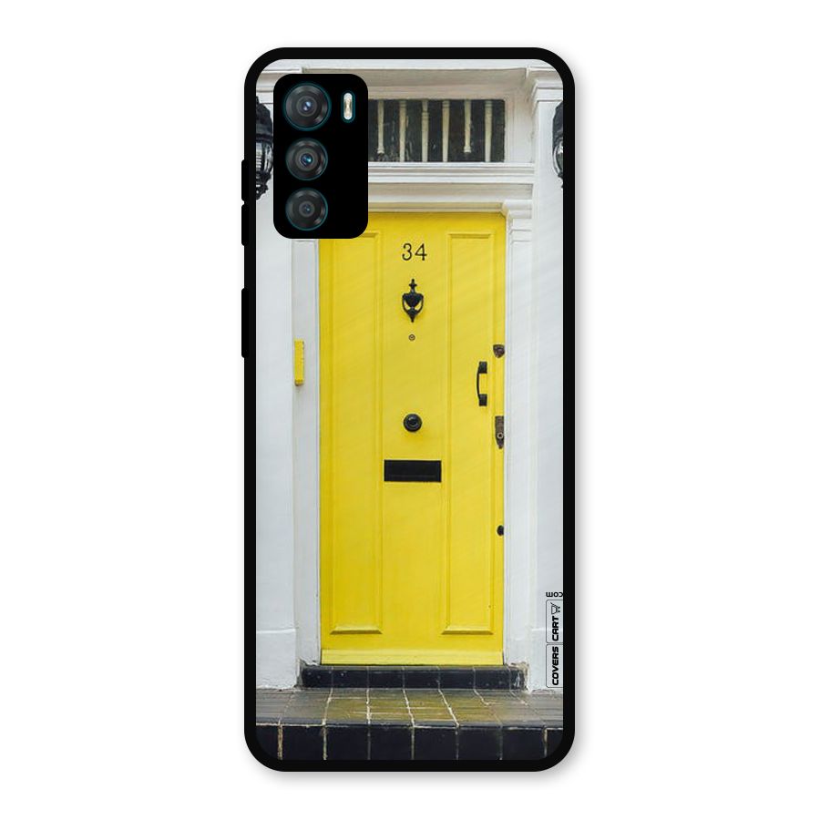 Yellow Door Metal Back Case for Moto G42