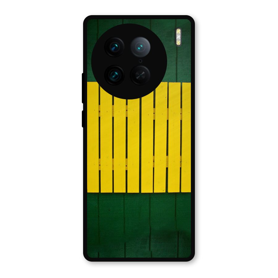 Yellow Fence Metal Back Case for Vivo X90 Pro