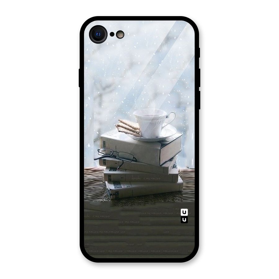 Winter Reads Glass Back Case for iPhone 7